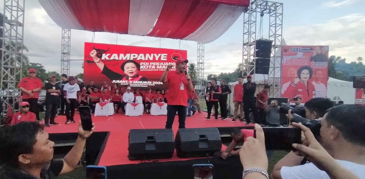 Caleg PDI-Perjuangan Dapil Tikala-Paal II Kampanye Perdana, Sualang Semangati Kader 