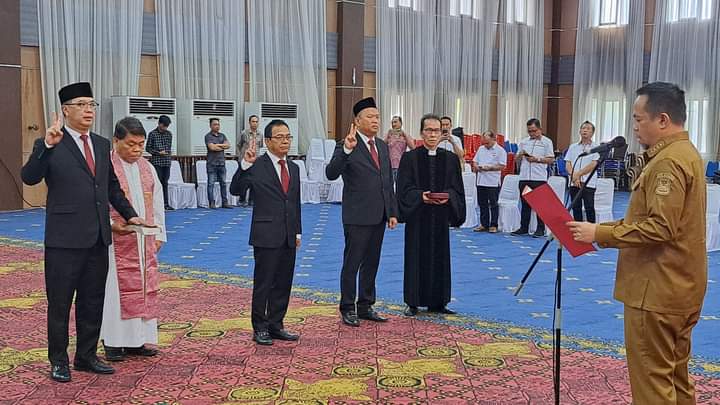 Direksi PD Pasar Berganti, Wawali Pimpin Pelantikan