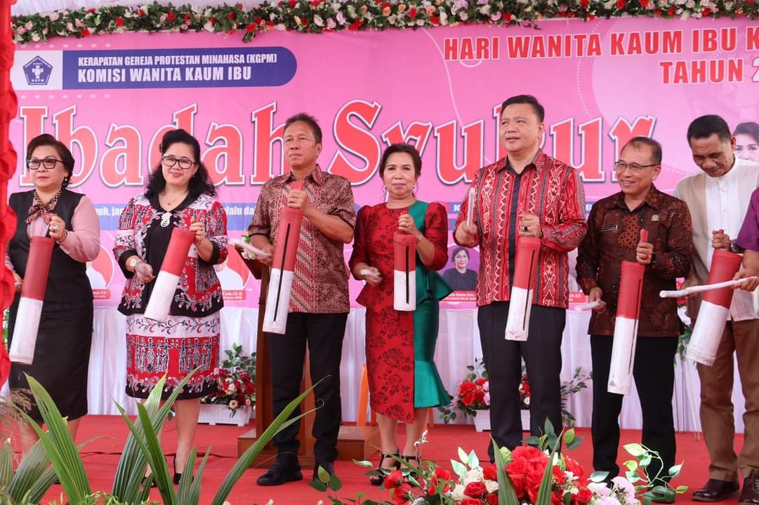 Bupati dan Ketua TP-PKK Minsel Hadiri Ibadah Syukur Hari WKI KGPM Tahun 2023
