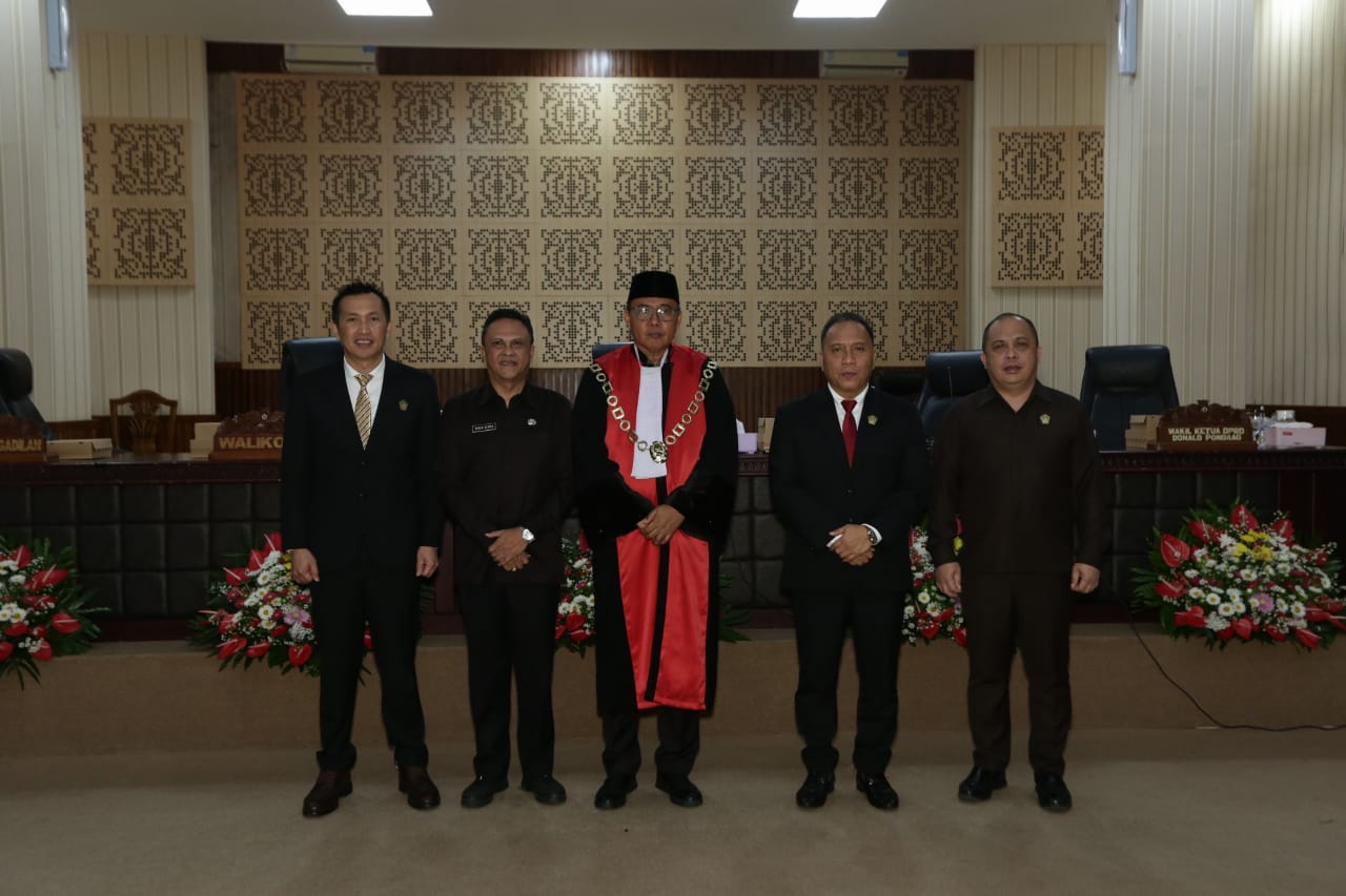 Rapat Paripurna DPRD Kota Tomohon Lantik Pimpinan Baru Masa Jabatan 2024-2029