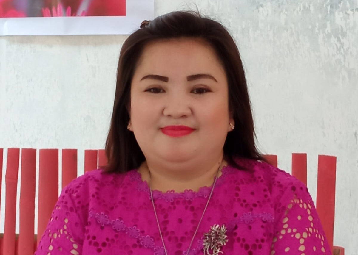 Tondangow Lunas Pajak Tertinggi se-Tomohon, Lurah Sweetly Bagi Tips