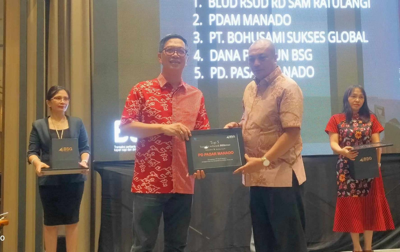 Perumda Pasar Manado Gaet Penghargaan dari Bank SulutGo