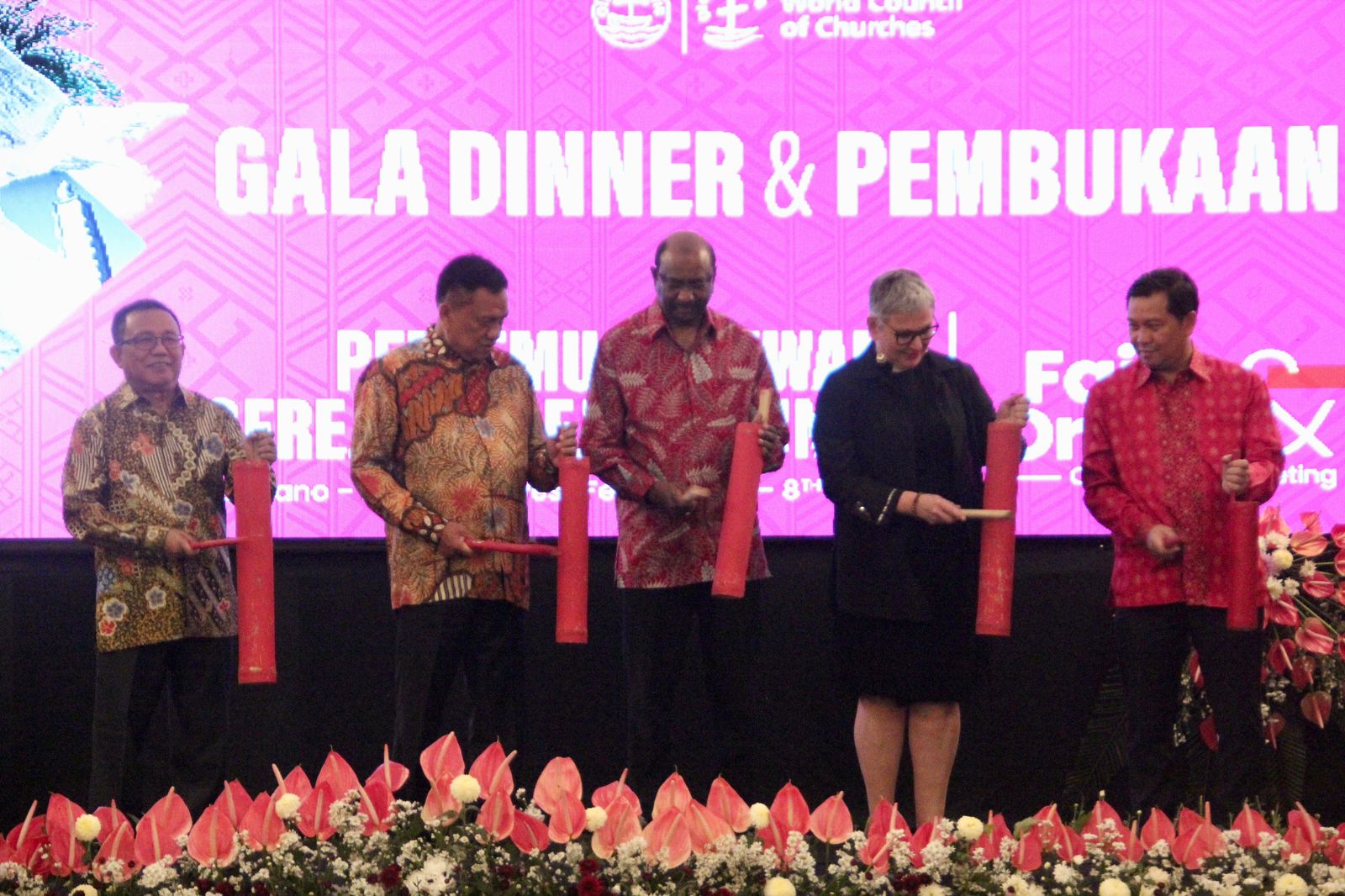 Buka Pertemuan Dewan Gereja Sedunia di Tondano, Gubernur Olly: Terima Kasih Untuk Kepercayaannya