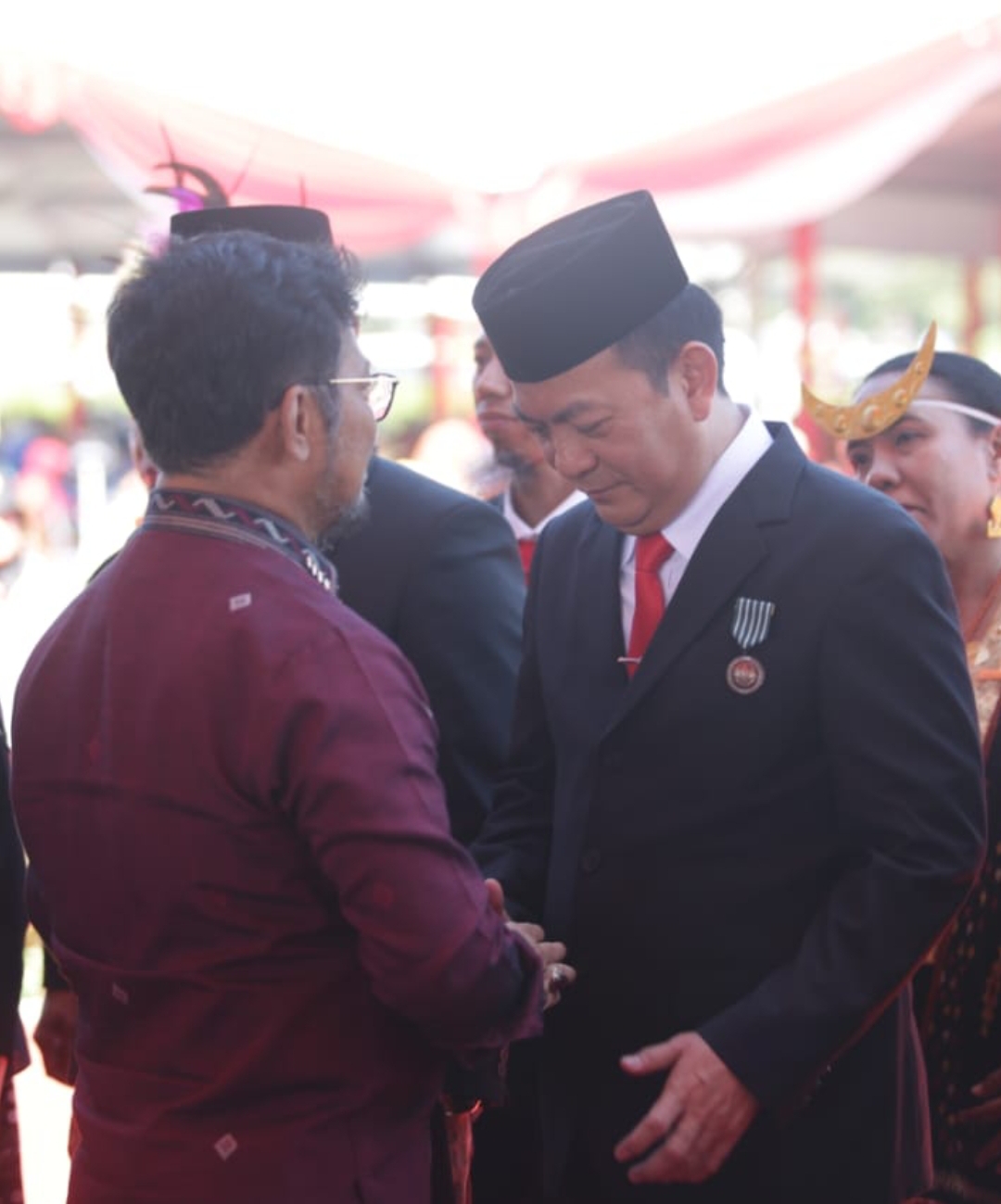 Wali Kota Caroll Terima Satyalancana Wirakarya, Ini Alasan Presiden Jokowi 