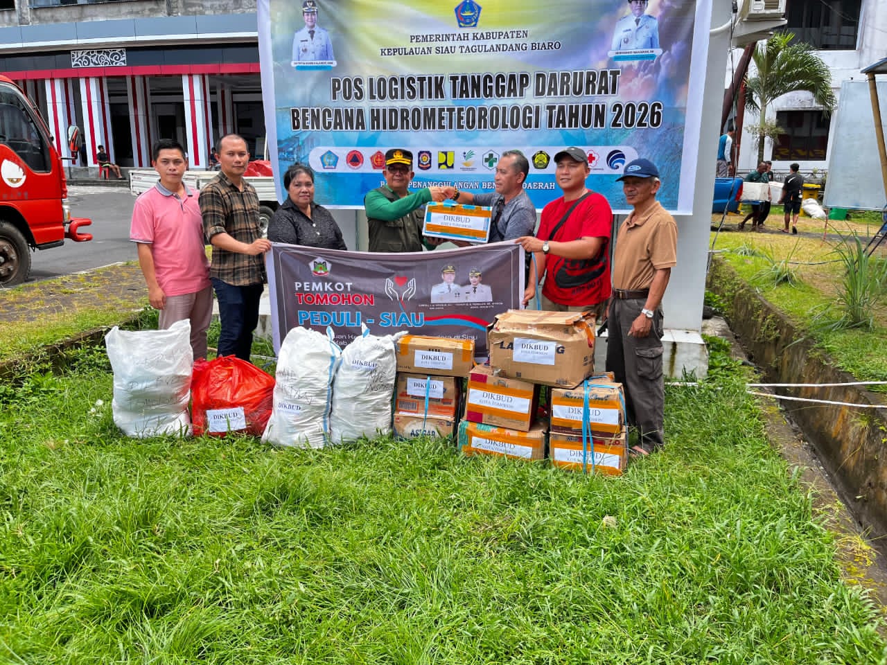 Tahap II, Pemkot Tomohon Salurkan Bantuan Logistik untuk Warga Terdampak Bencana di Siau