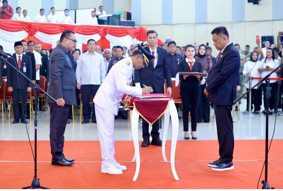 Lantik Jusnan Mokoginta Sebagai Pj Bupati Bolmong, Gubernur Olly Dorong Pacu Program Strategis