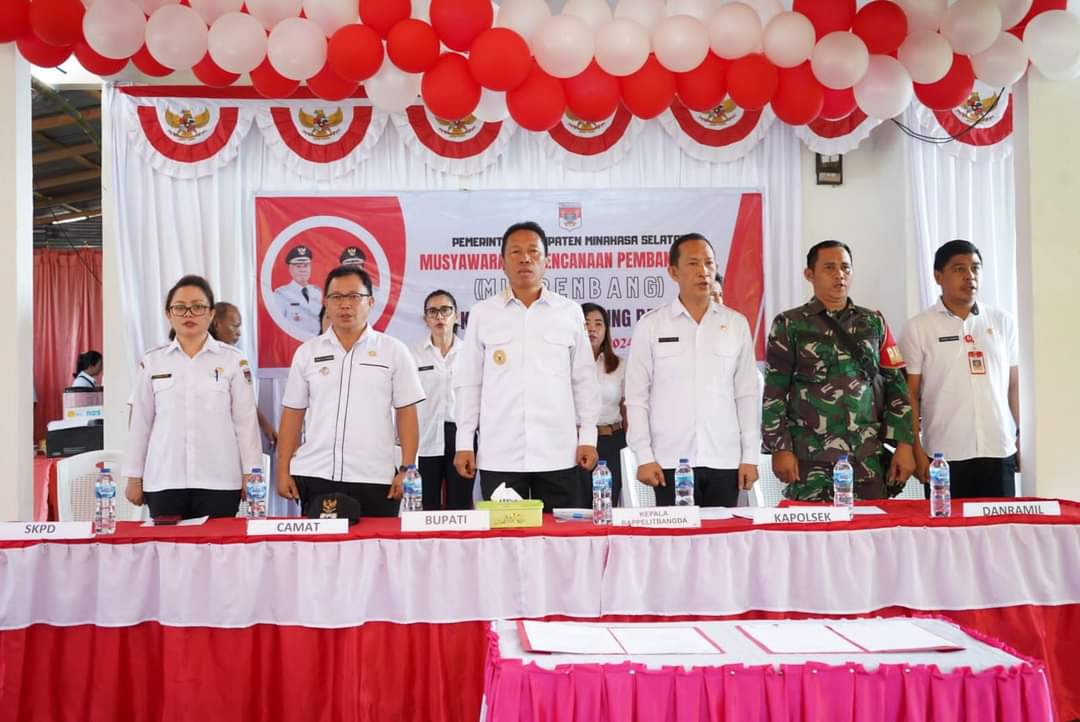 Buka Musrenbang di Kecamatan Motoling Barat, Bupati FDW : Libatkan Berbagai Element Masyarakat Dalam Program Pembangunan