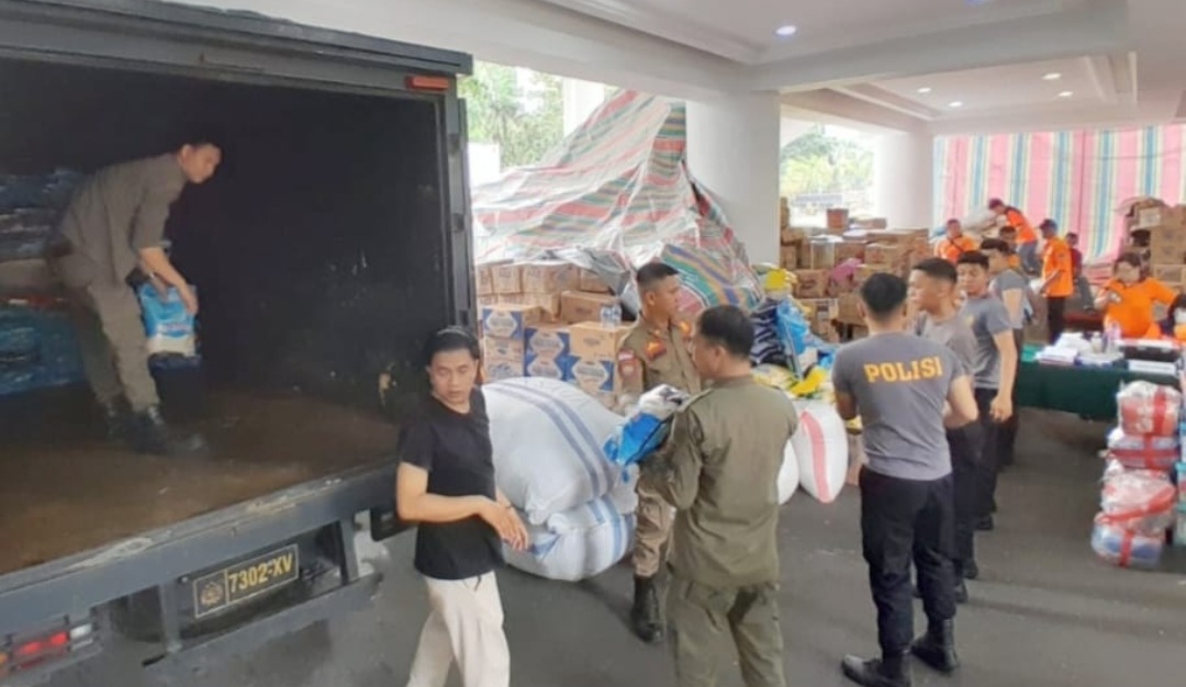 Satgas Pemprov, Kodam dan Polda Sulut Distribusi Bantuan Tahap 3 Bencana Erupsi Gunung Ruang 