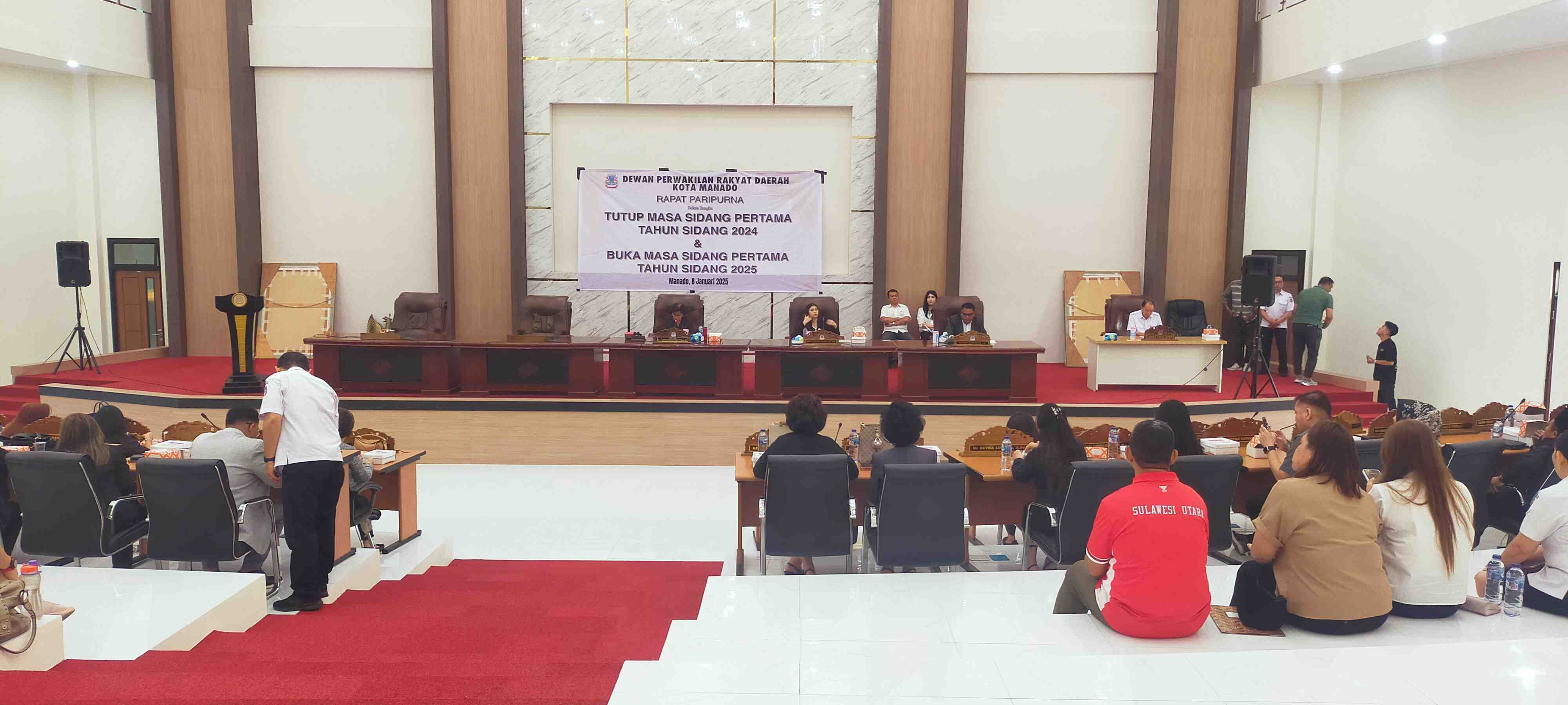 Diawali Ibadah, DPRD Manado Gelar Paripurna Perdana 2025
