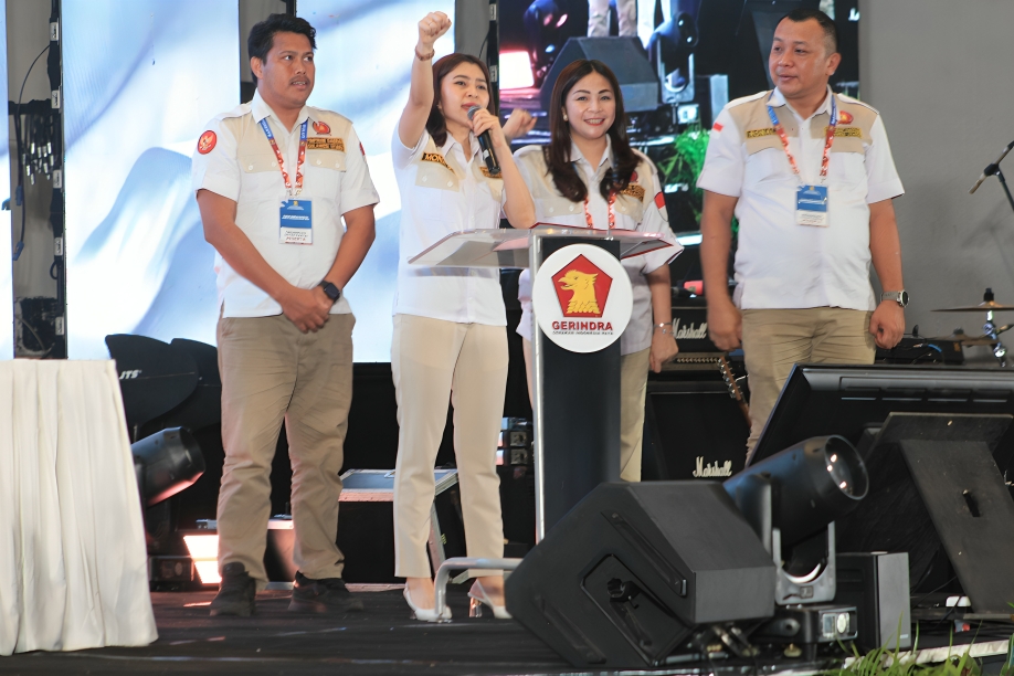Tampil Energik di Rakerda Gerindra Sulut, Mona Kloer Apresiasi Partisipasi Kader
