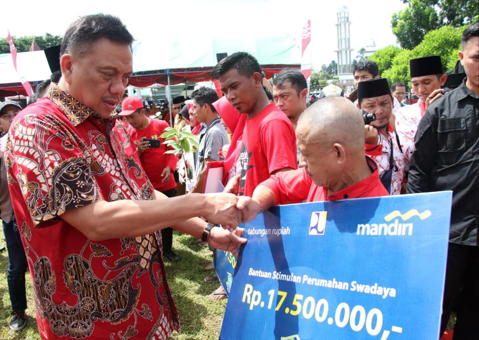 Olly Gelorakan Semangat Gotong Royong