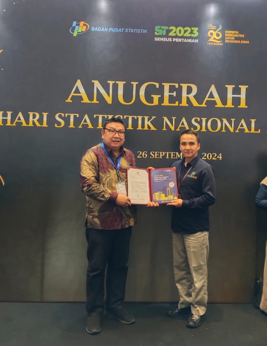 BPS Anugerahi Pemkot Manado Terbaik di Bidang Statistik, Bawa Pulang Penghargaan Nasional
