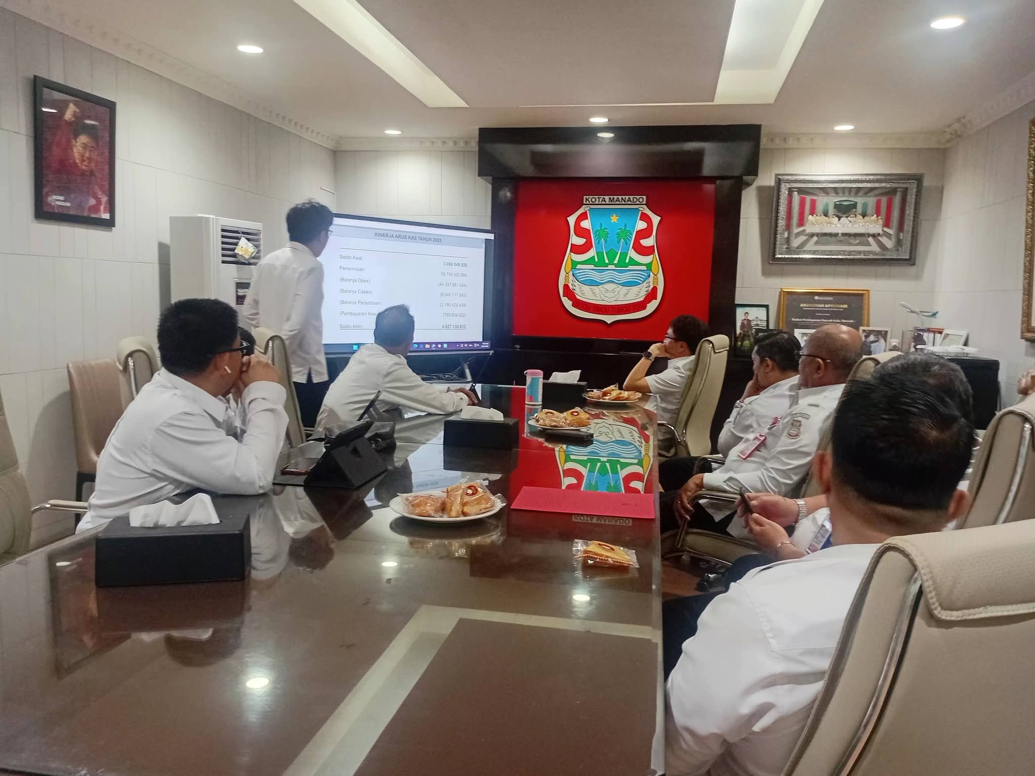 Pelayanan Teknis PDAM Masuk Dievaluasi Walikota Manado di Rapat Bersama