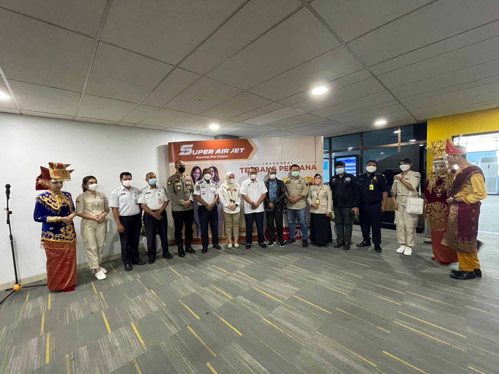 SUPER AIR JET Bersiap Membawamu di Rute SUPER Populer:  Jakarta – PADANG – Jakarta
