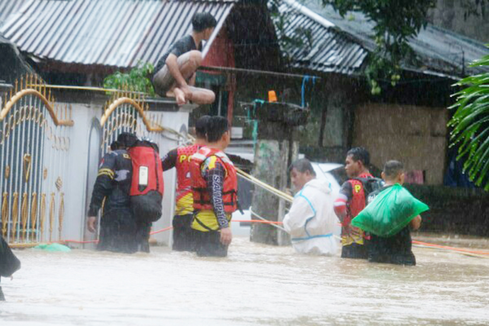 Banjir Manado, Polda Sulut Terjunkan Personel Gabungan