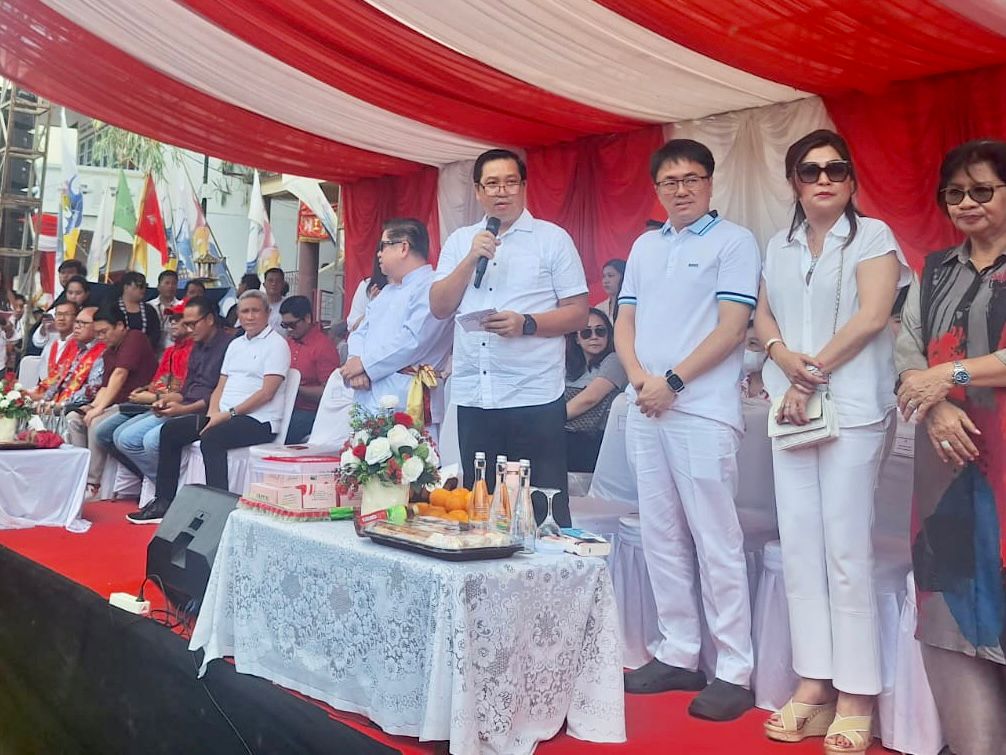 Hadiri Perayaan Cap Go Meh, Wagub Kandouw : Ini  Simbol Persatuan Masyarakat