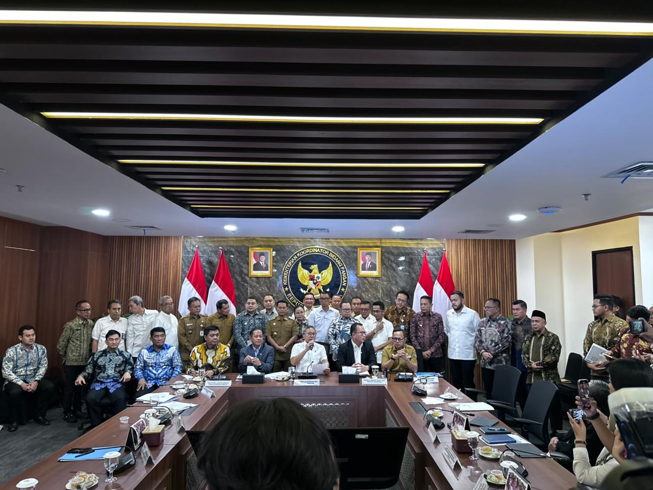 Gubernur Yulius Selvanus : Sulut Menuju Kesiapan Pengolahan Sampah menjadi Energi Listrik