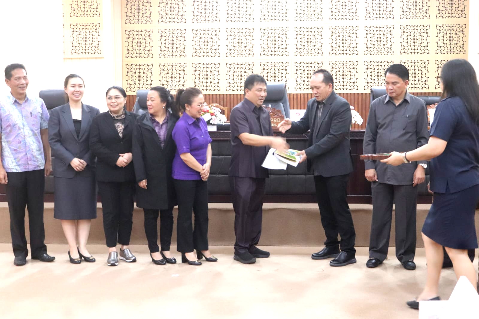 DPRD Fasilitasi Rancang Perda Sampah