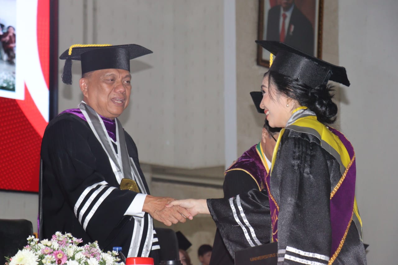Hadiri Wisuda Unsrat, Gubernur Olly: Implementasikan Keilmuan di Tengah Masyarakat