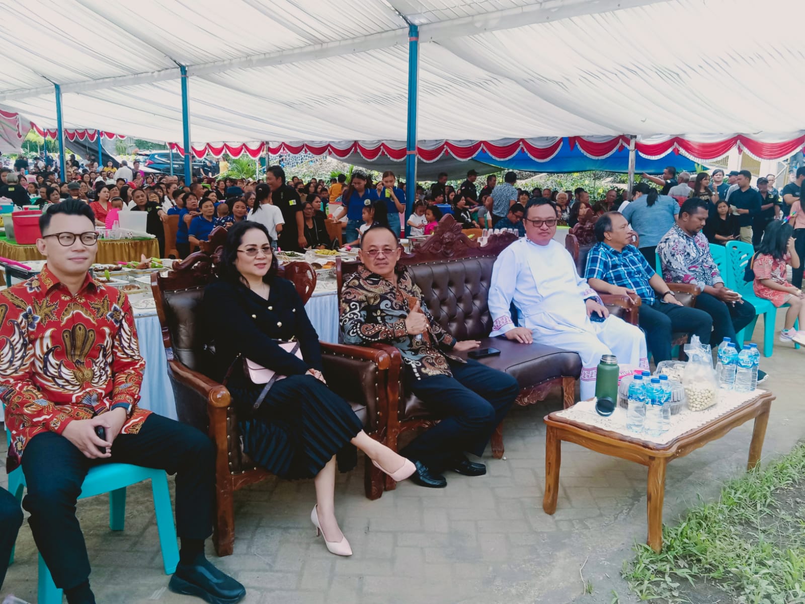 Hadiri Pesta Pelindung Paroki Trinitas Tomohon, WL Ingatkan Soal Keberimanan