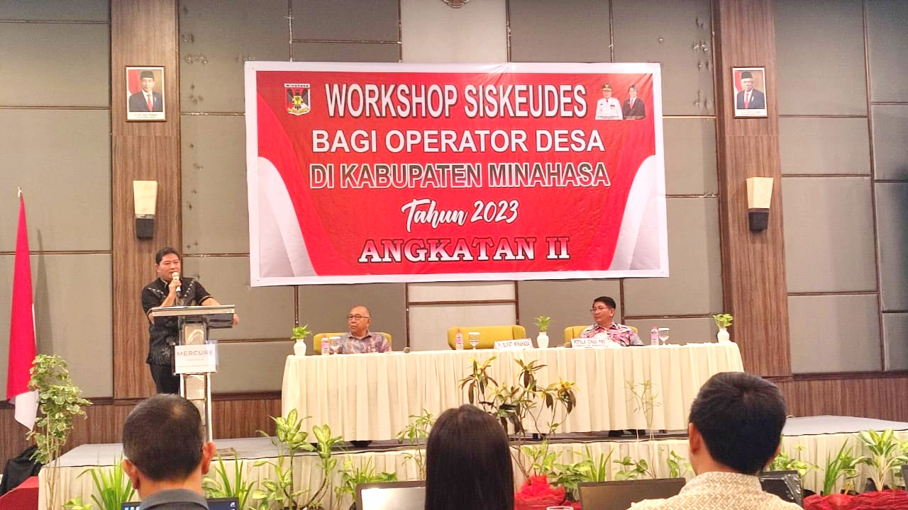 Buka Workshop Siskeudes, Bupati Kumendong Sebut Operator Desa Garda Terdepan