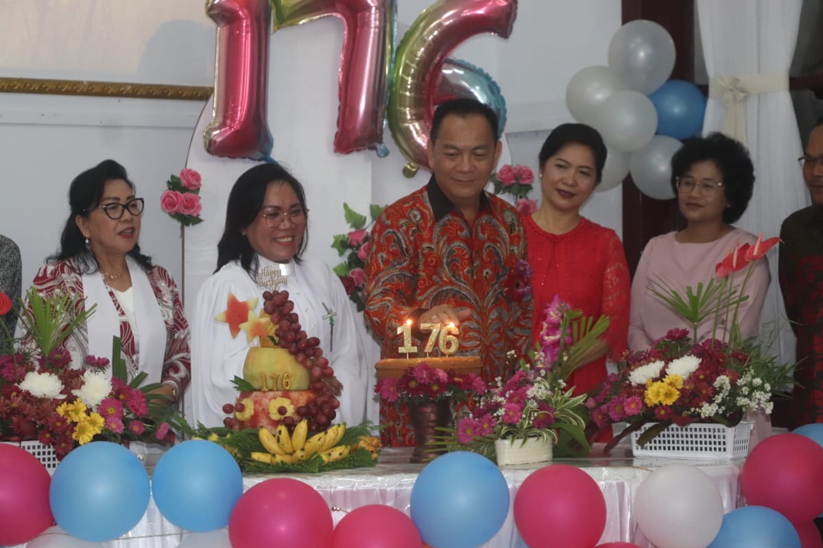 Walikota Caroll: Jadilah Jemaat Yang Takut Akan Tuhan