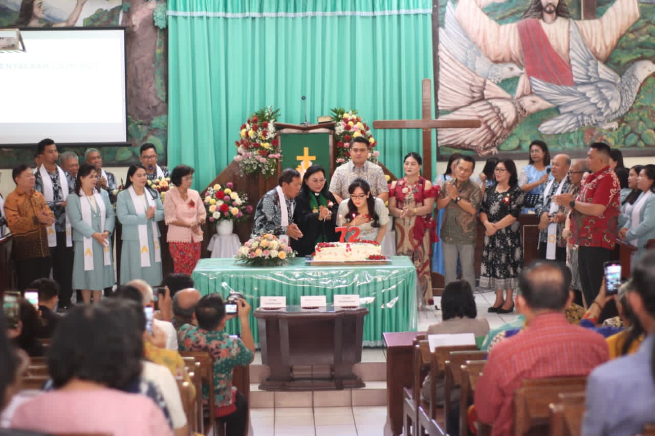 Wawali Sendy Bawa Pesan Kebersamaan di Perayaan HUT ke-72 Jemaat GMIM Eben Haezar Kaaten