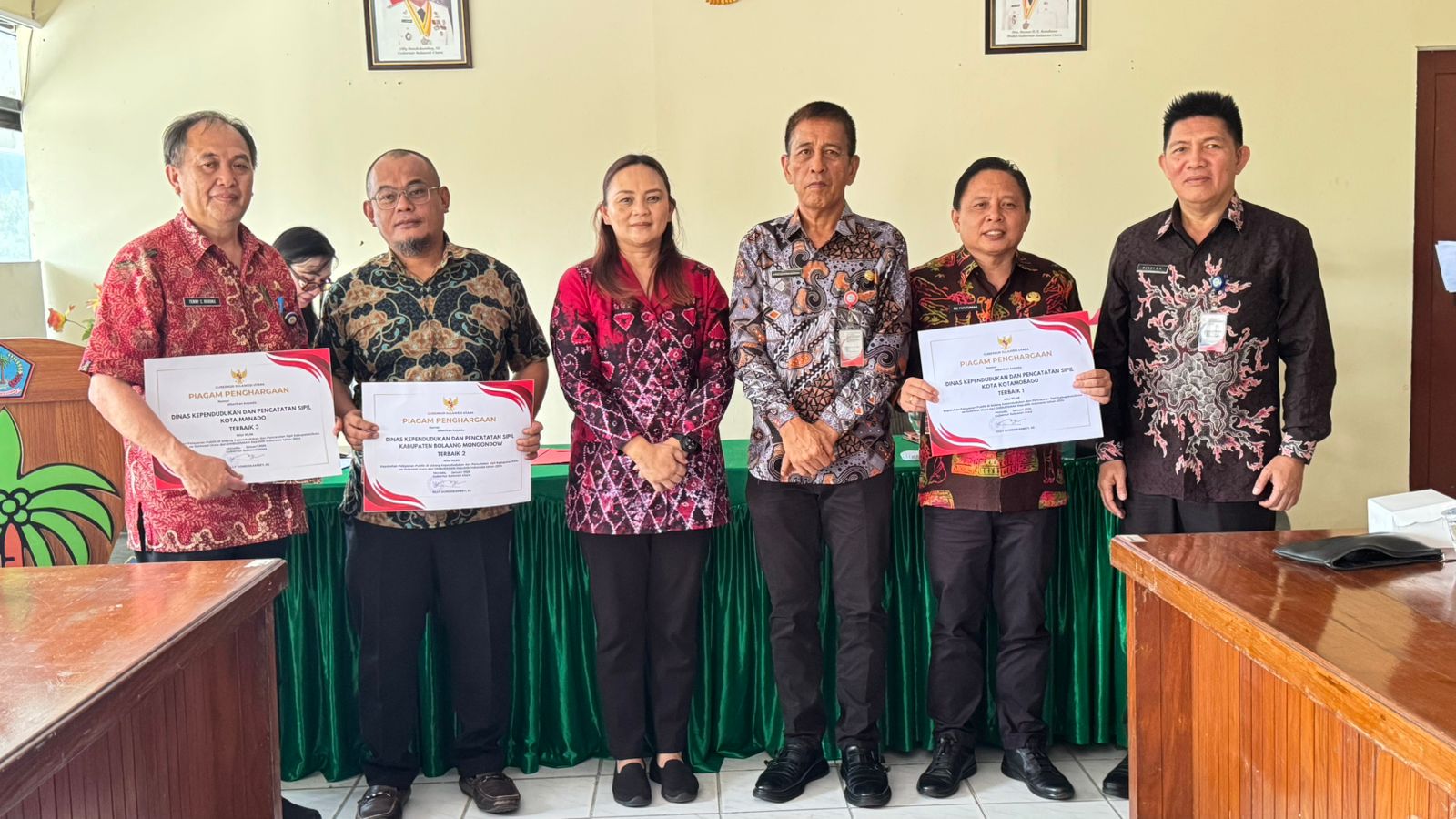 Lagi, Disdukcapil Manado Sabet Penghargaan di Tingkat Sulut