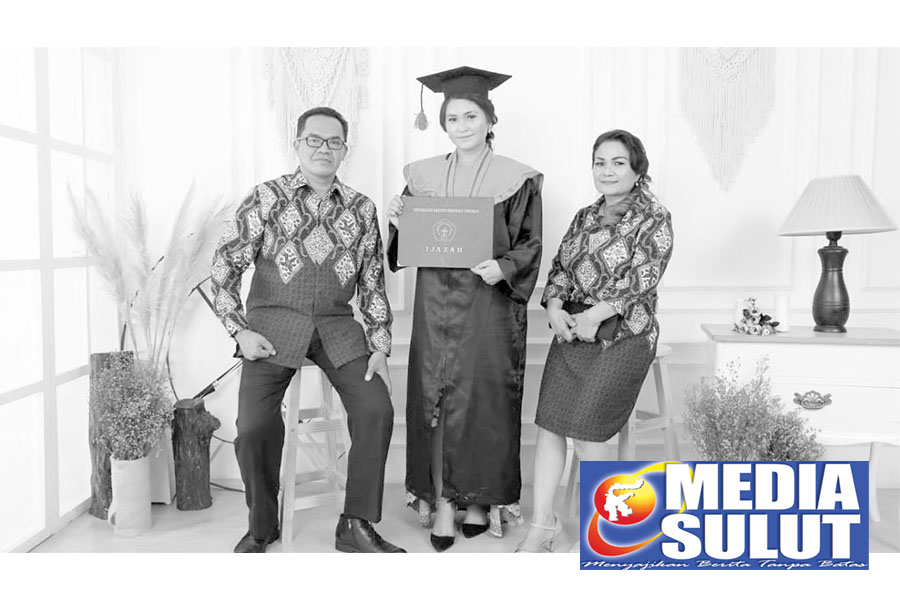 Raih Gelar Sarjana Hukum, Brigitha Berhasil Banggakan Orangtua 