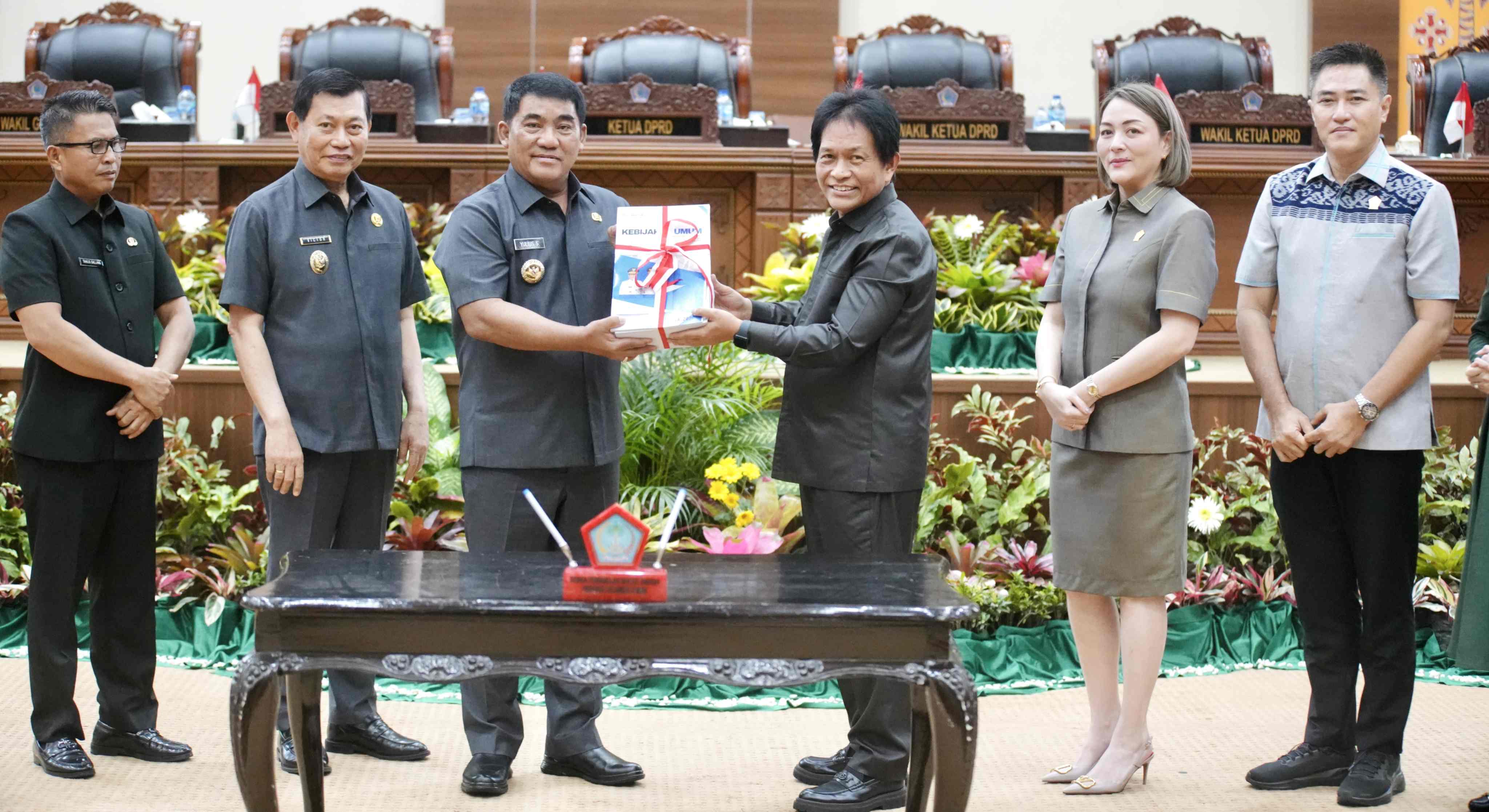 Pembahasan Tuntas, Gubernur Yulius Selvanus Sepakati KUA–PPAS 2026 di Paripurna DPRD Sulut