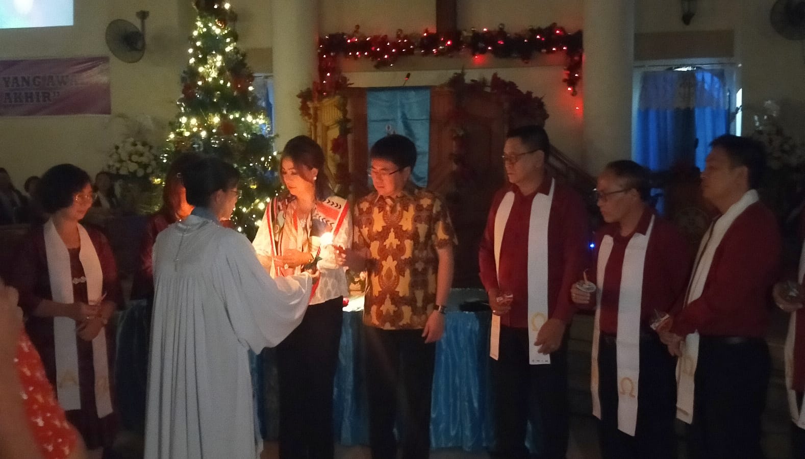Walikota-Ketua TP PKK Manado Ikuti Pra-Natal di Pakowa