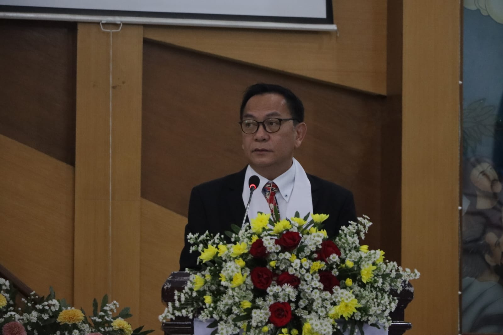 Wali Kota Tomohon Ajak Masyarakat Rayakan Paskah dengan Semangat Pembaruan dan Kebersamaan