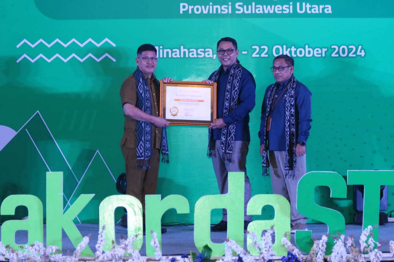 Pemkot Tomohon Raih Penghargaan IPS dalam Rakorda ST2023 BPS se-Sulut