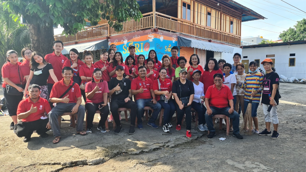 Lion Hotel and Plaza Manado Baksos  Bersama PKK  Lingkungan IV Kecamatan Sario Manado