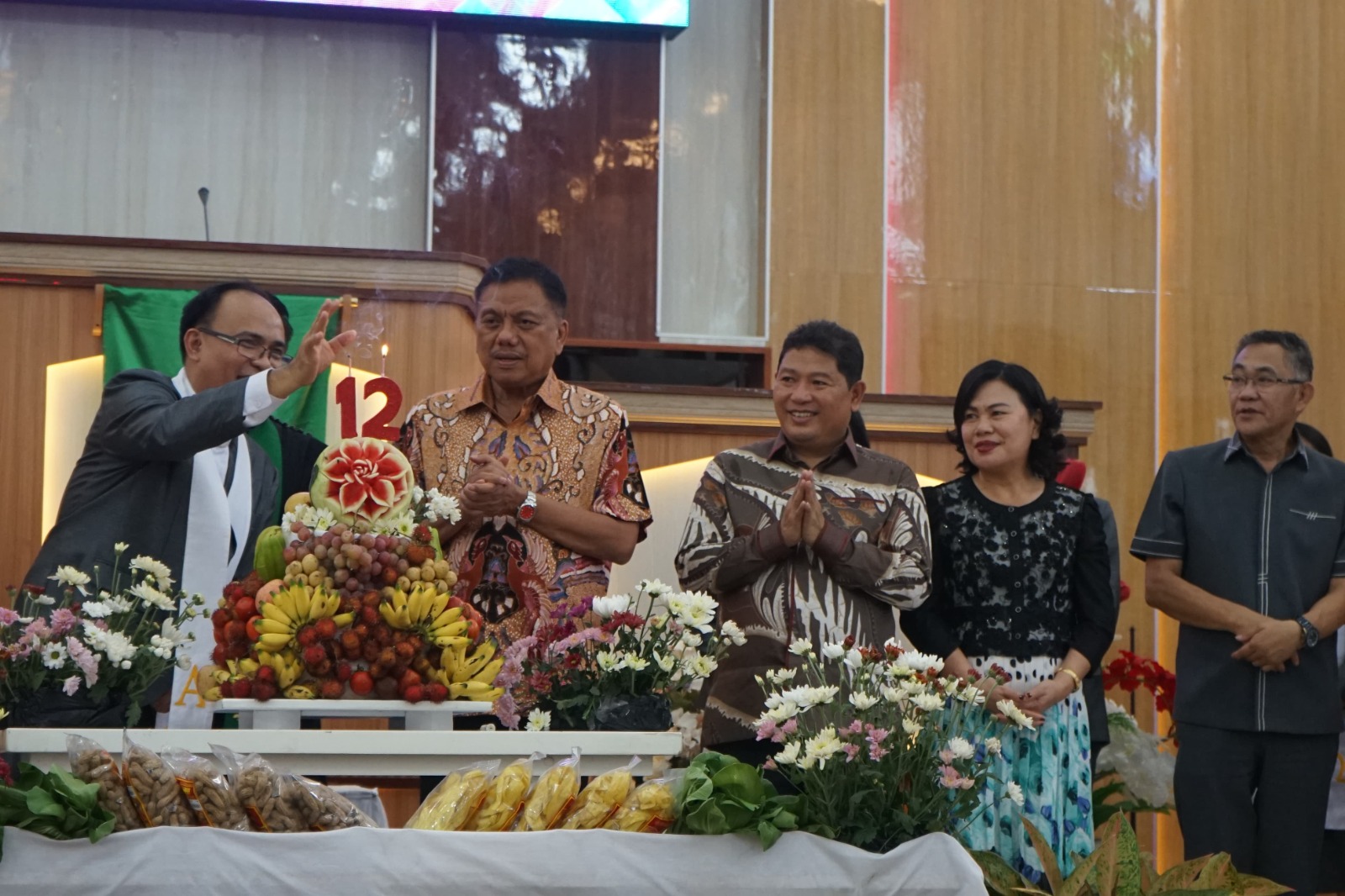 Bupati Kumendong Ketua Panitia Natal Pelsus Rayon Minahasa