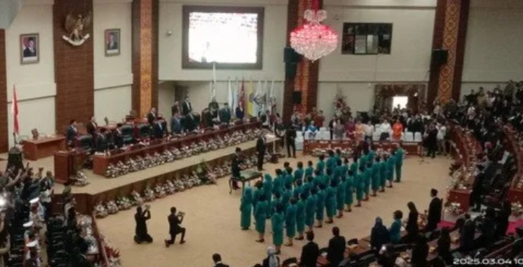 Gubernur Yulius Selvanus Kukuhkan Pengurus TP PKK Sulut