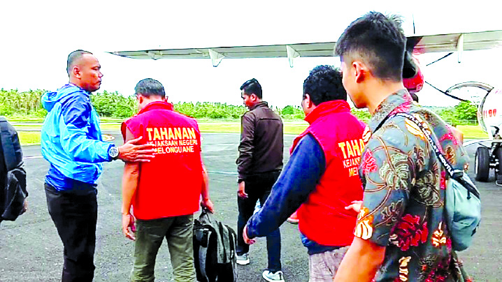 2 Kontraktor Terlibat Tipikor Ditangkap di Bandara Sam Ratulangi