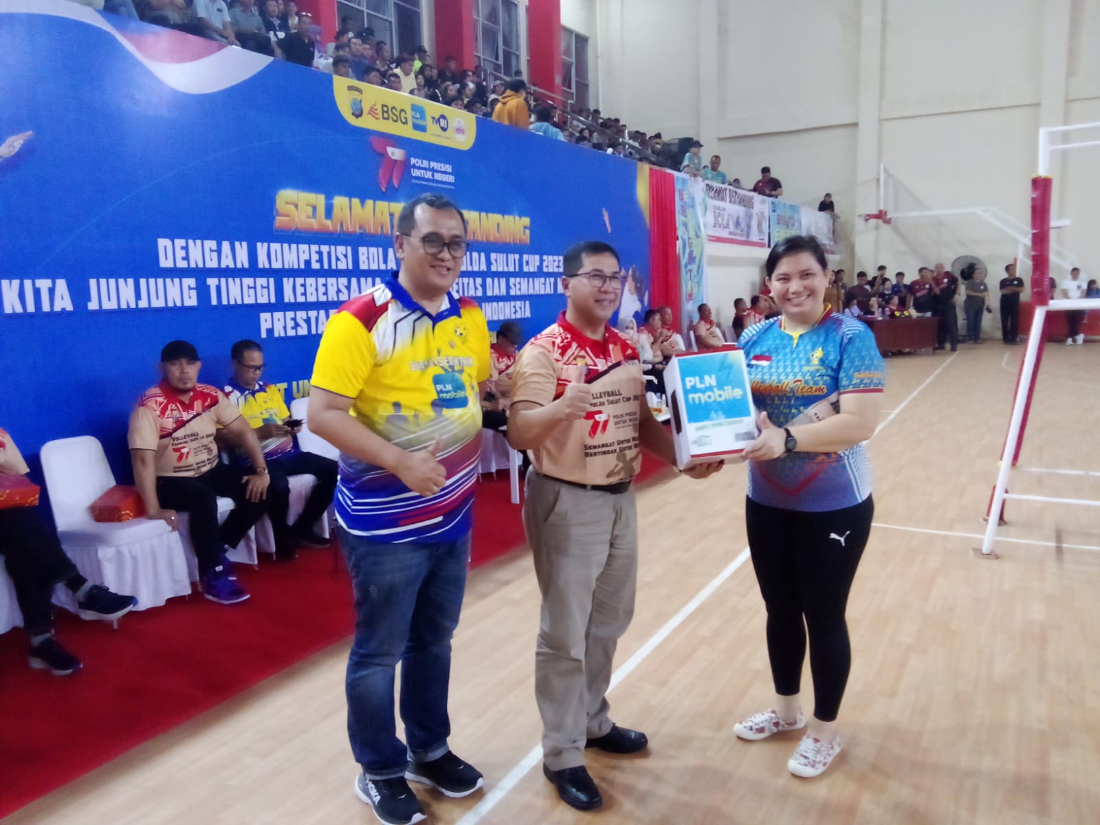 Nonton Piala Kapolda Sulut Cup 2023, Jusevina Sumampouw Dapat Hadiah dari PLN Mobile