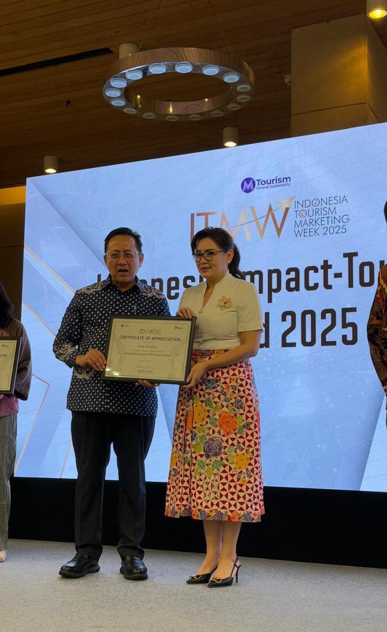 Tomohon Raih Penghargaan Kota Paling Sejahtera di The Wonderful Indonesia City Impact Award 2025