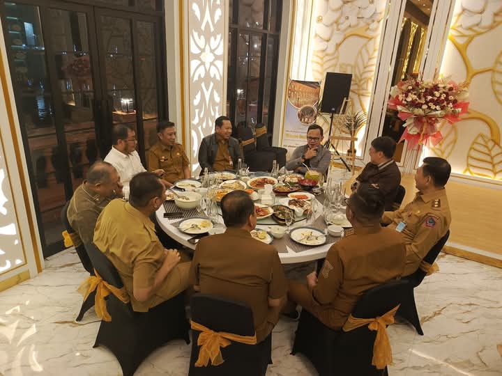 Walikota dan Wawali Manado Kembali Tatap Muka Sambut Wamendagri Wisata Bahari 