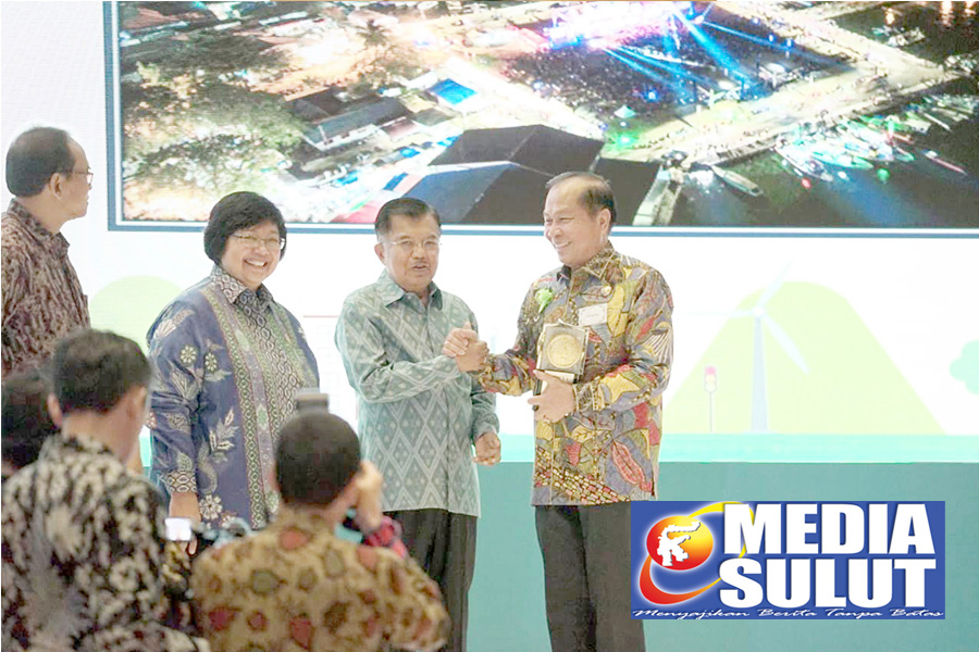 Bitung Cs Terima Adipura 