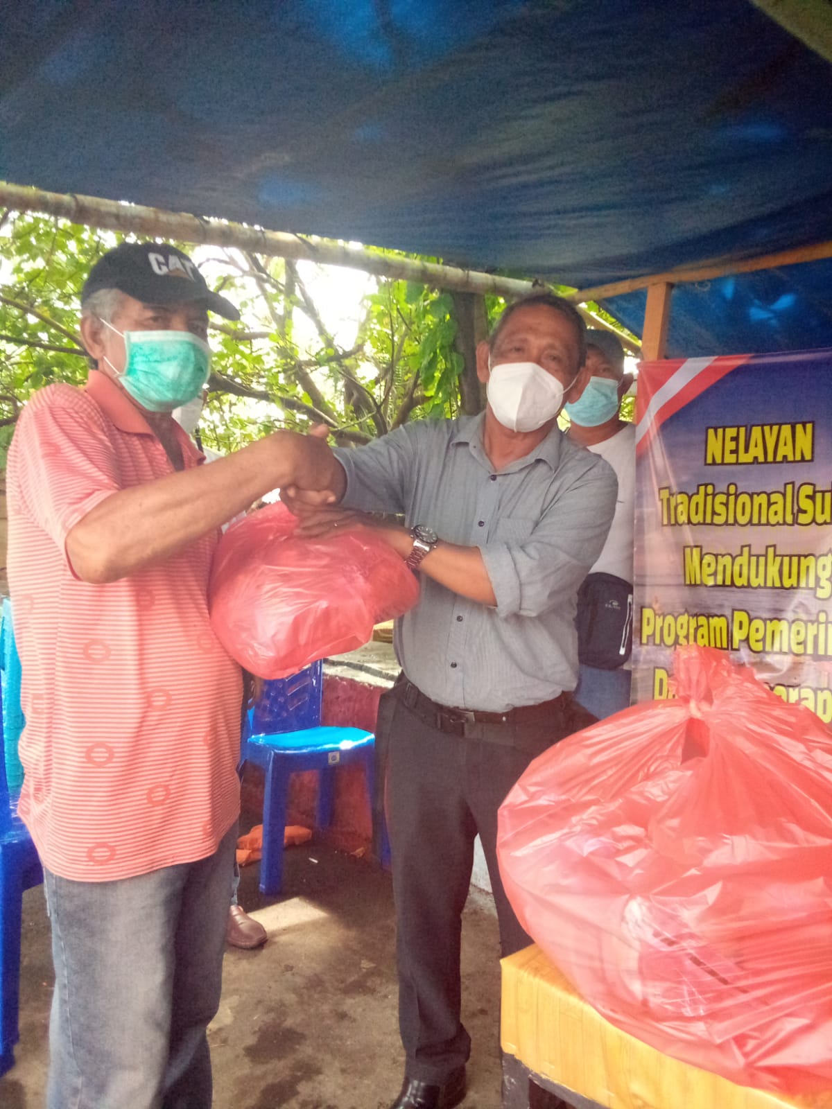 Rignolda Djamaludin Peduli Nelayan Manado