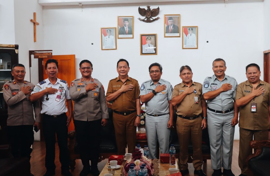 Kapolres Tomohon Bersama Pemkot Bahas Peningkatan Pendapatan dan Keselamatan Berlalu Lintas