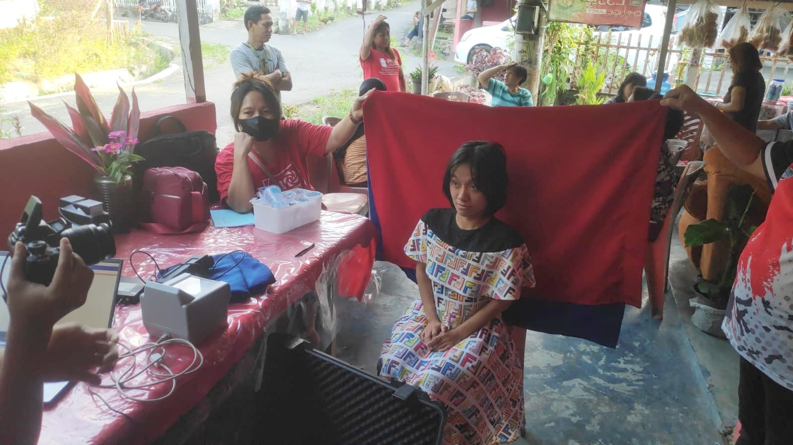 Warga Butuh Cepat KTP, Disdukcapil Manado Langsung 
