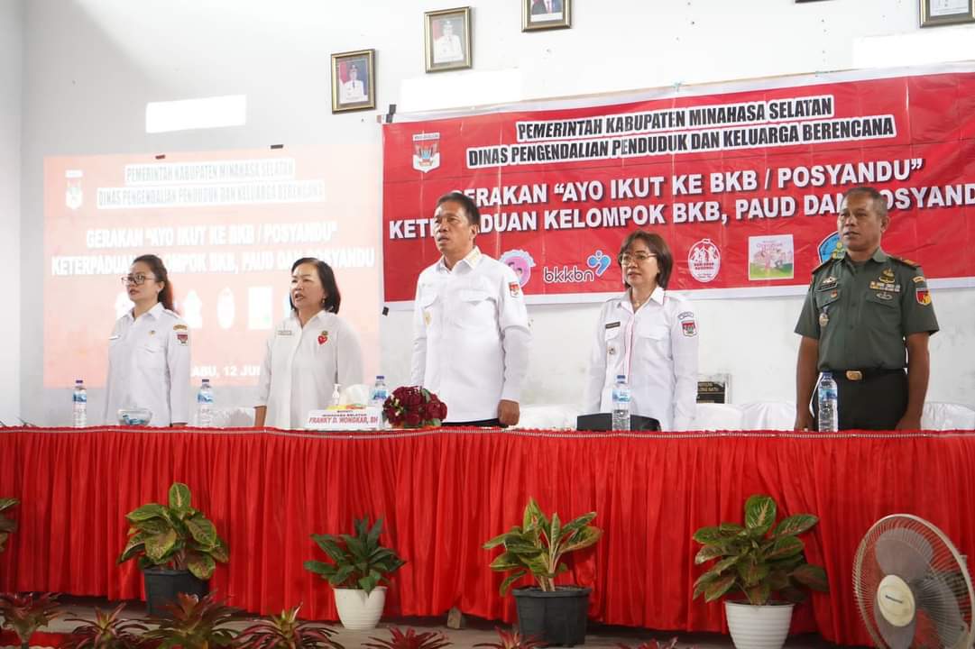 Bupati Minsel Buka Kegiatan BKB, PAUD dan Posyandu di Desa Motoling Satu