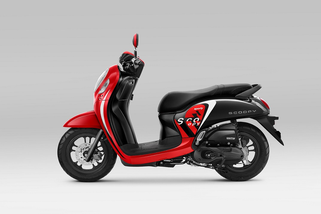 Honda Scoopy, Skutik Fashionable dengan Berbagai Fitur Canggih