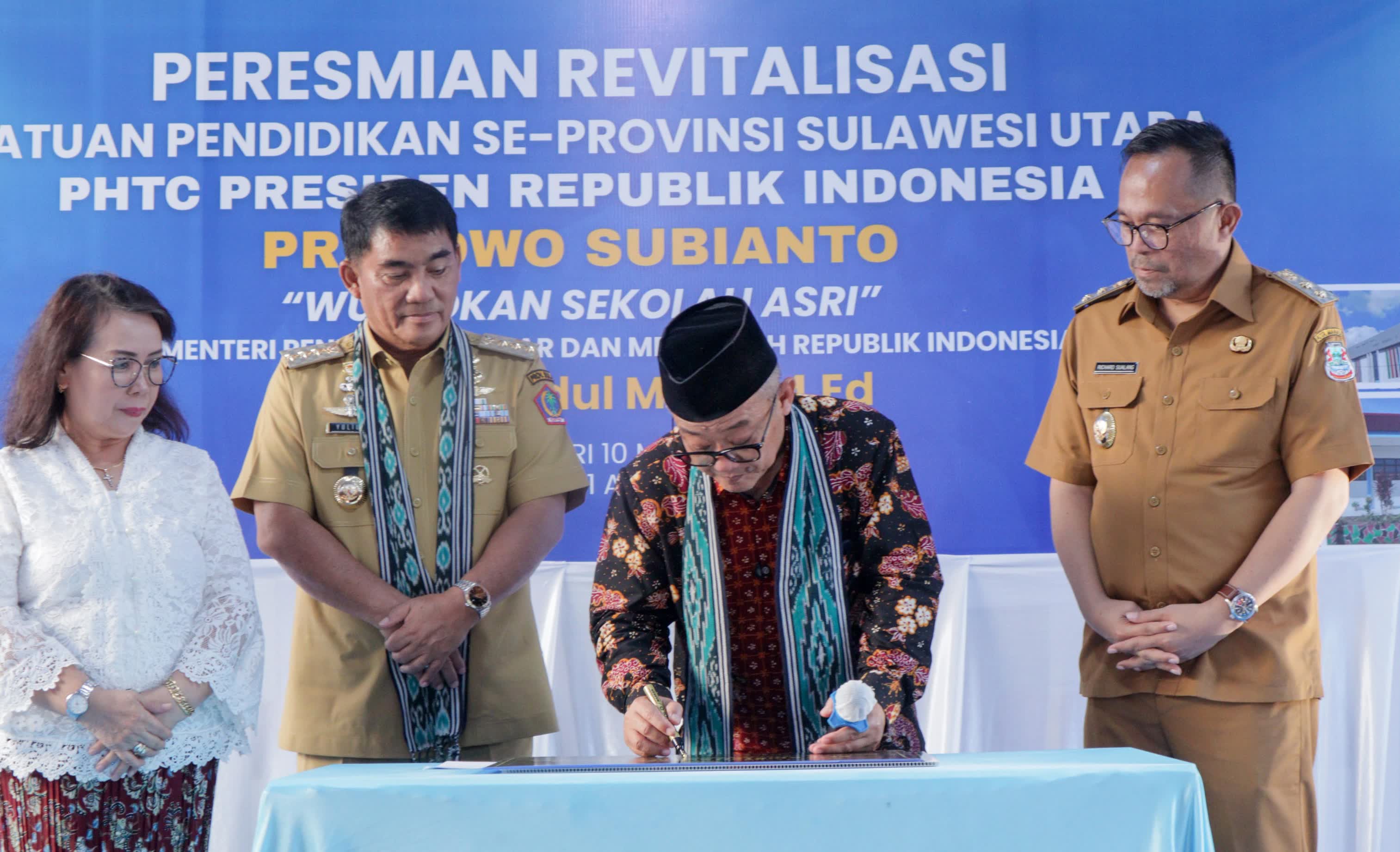 Mendikdasmen RI Serahkan Revitalisasi Bantuan Pendidikan Rp 231 Miliar, Gubernur Yulius : Angin Segar Bagi Pendidikan Sulut
