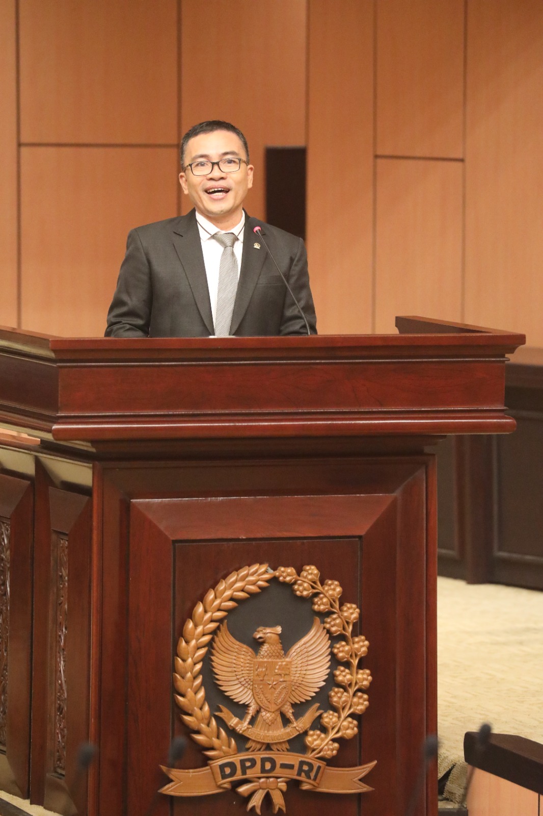Stefa BAN Liow Pertegas Tugas Sesuai Amanat UU MD3 di Paripurna DPD RI