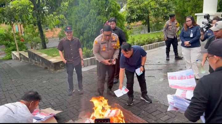 5342 Kelebihan Surat Suara Pilgub-Pilwako Dimusnahkan KPU Manado
