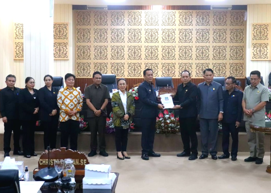 Walikota Caroll Apresiasi Rekomendasi DPRD Terhadap LKPJ 2022